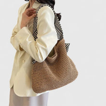 Laden Sie das Bild in den Galerie-Viewer, Ibiza Bohemian Shoulder Bag
