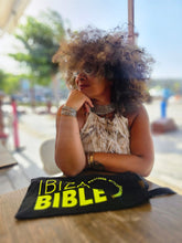 Laden Sie das Bild in den Galerie-Viewer, IBIZA BIBLE Beach Bag
